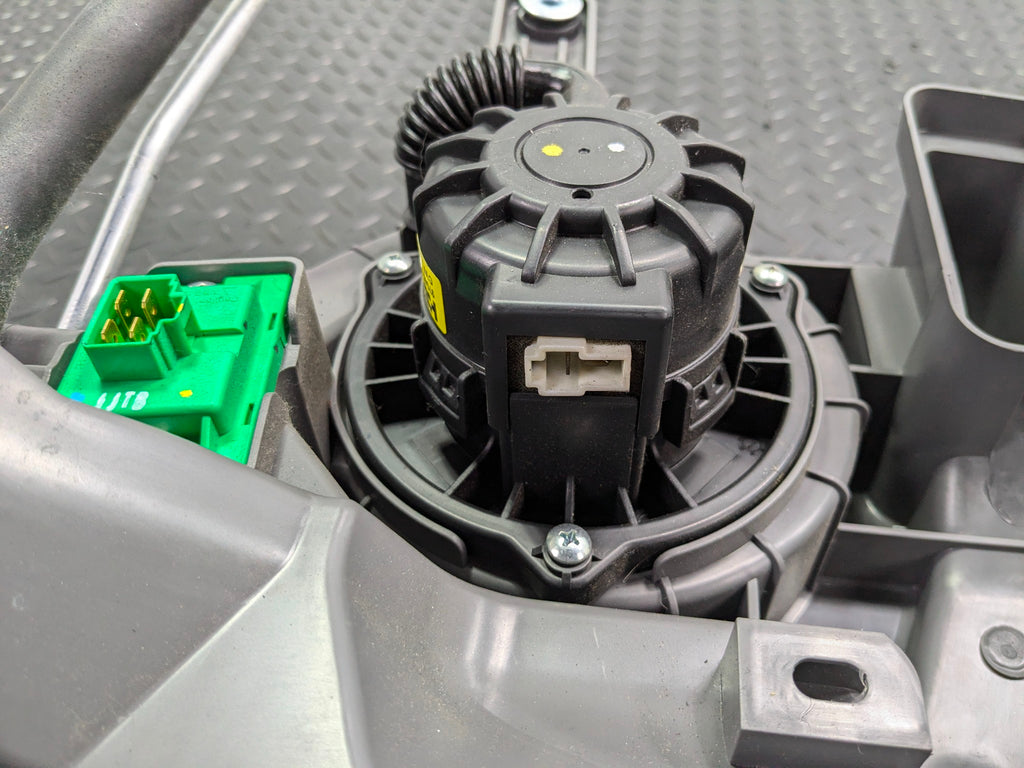 2013 - 2019 OEM HYUNDAI SANTA FE REAR HVAC AC CLIMATE HEATER BLOWER HOUSING BOX