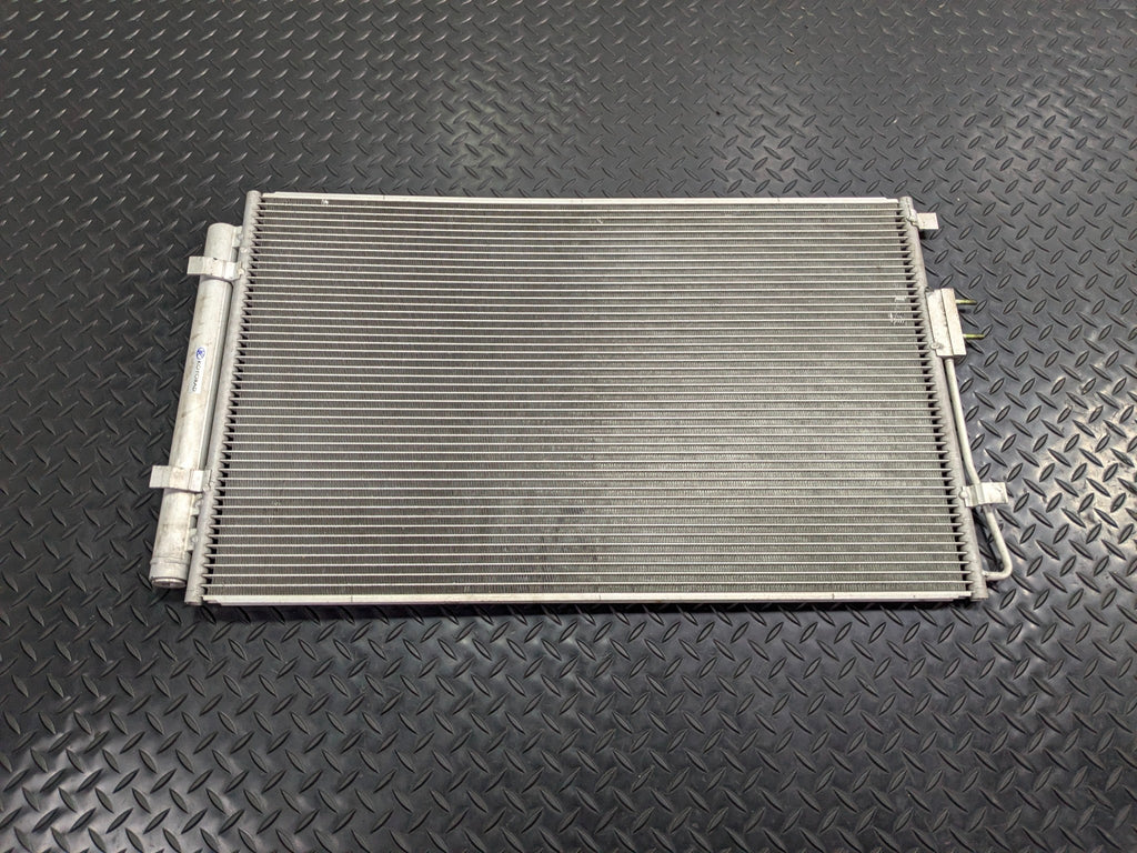 2013 - 2019 OEM HYUNDAI SANTA FE AC AIR CONDITIONING CONDENSER RADIATOR ASSEMBLY