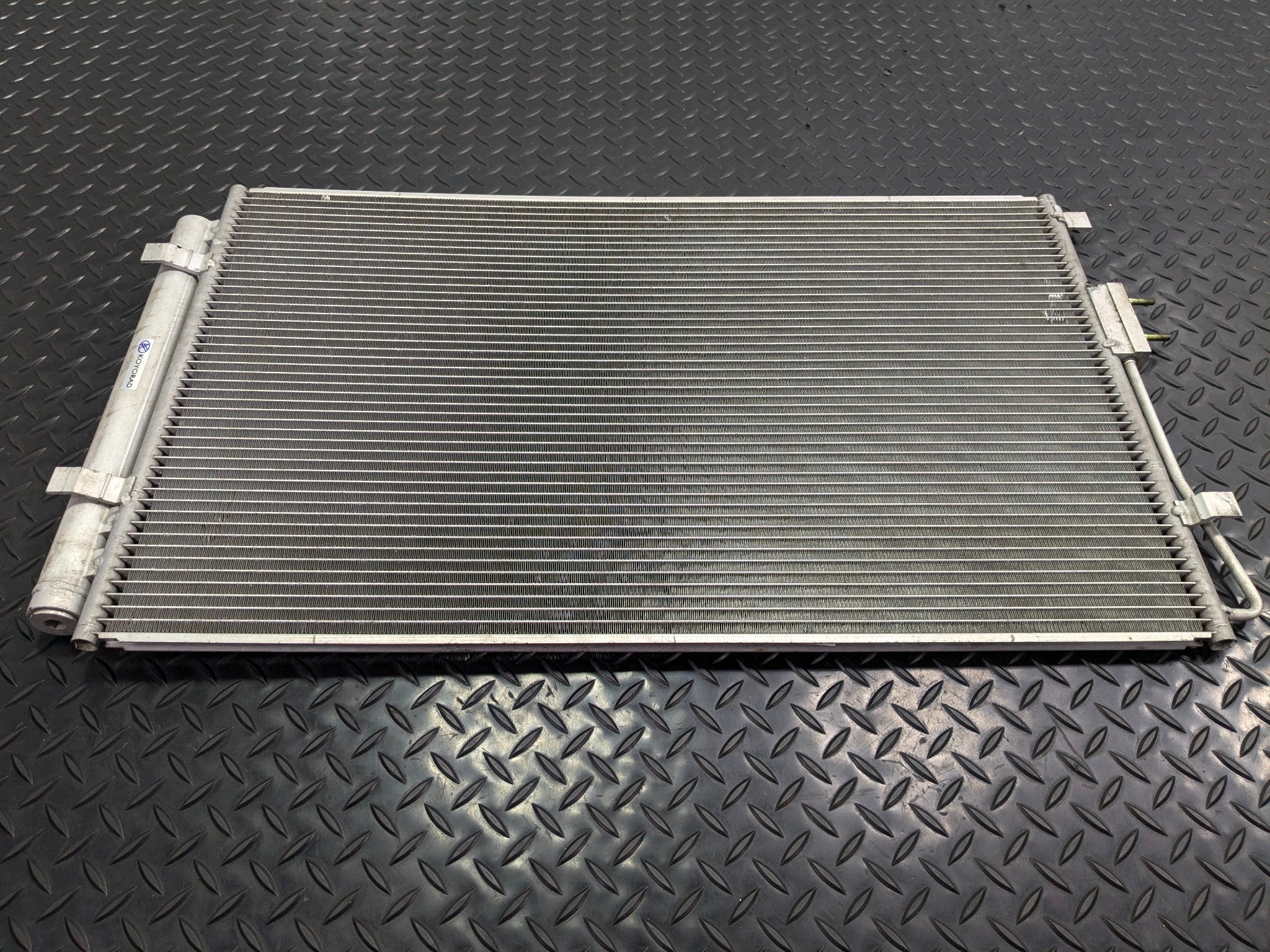 2013 - 2019 OEM HYUNDAI SANTA FE AC AIR CONDITIONING CONDENSER RADIATOR ASSEMBLY