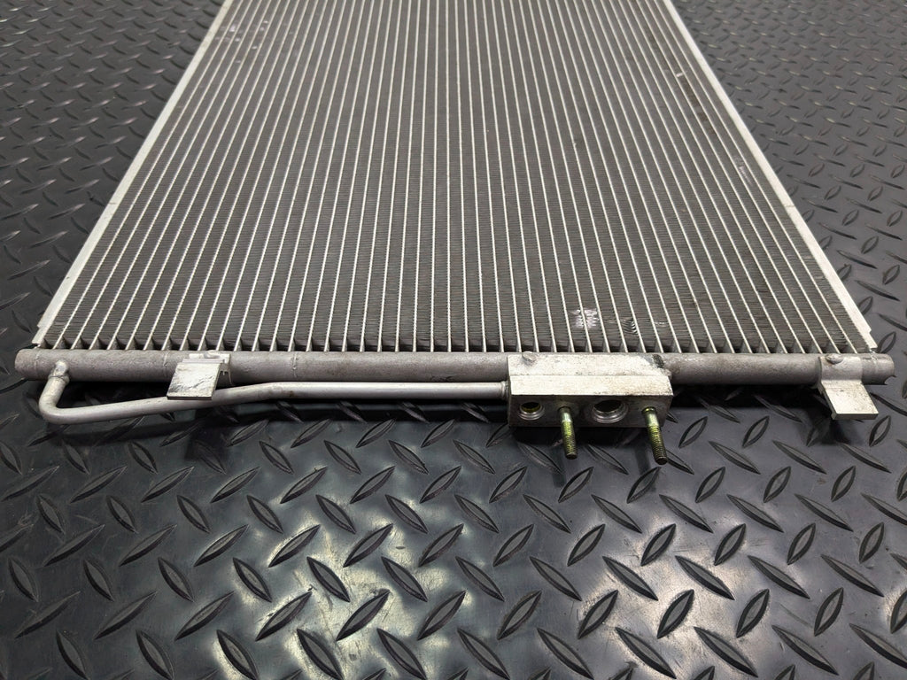 2013 - 2019 OEM HYUNDAI SANTA FE AC AIR CONDITIONING CONDENSER RADIATOR ASSEMBLY