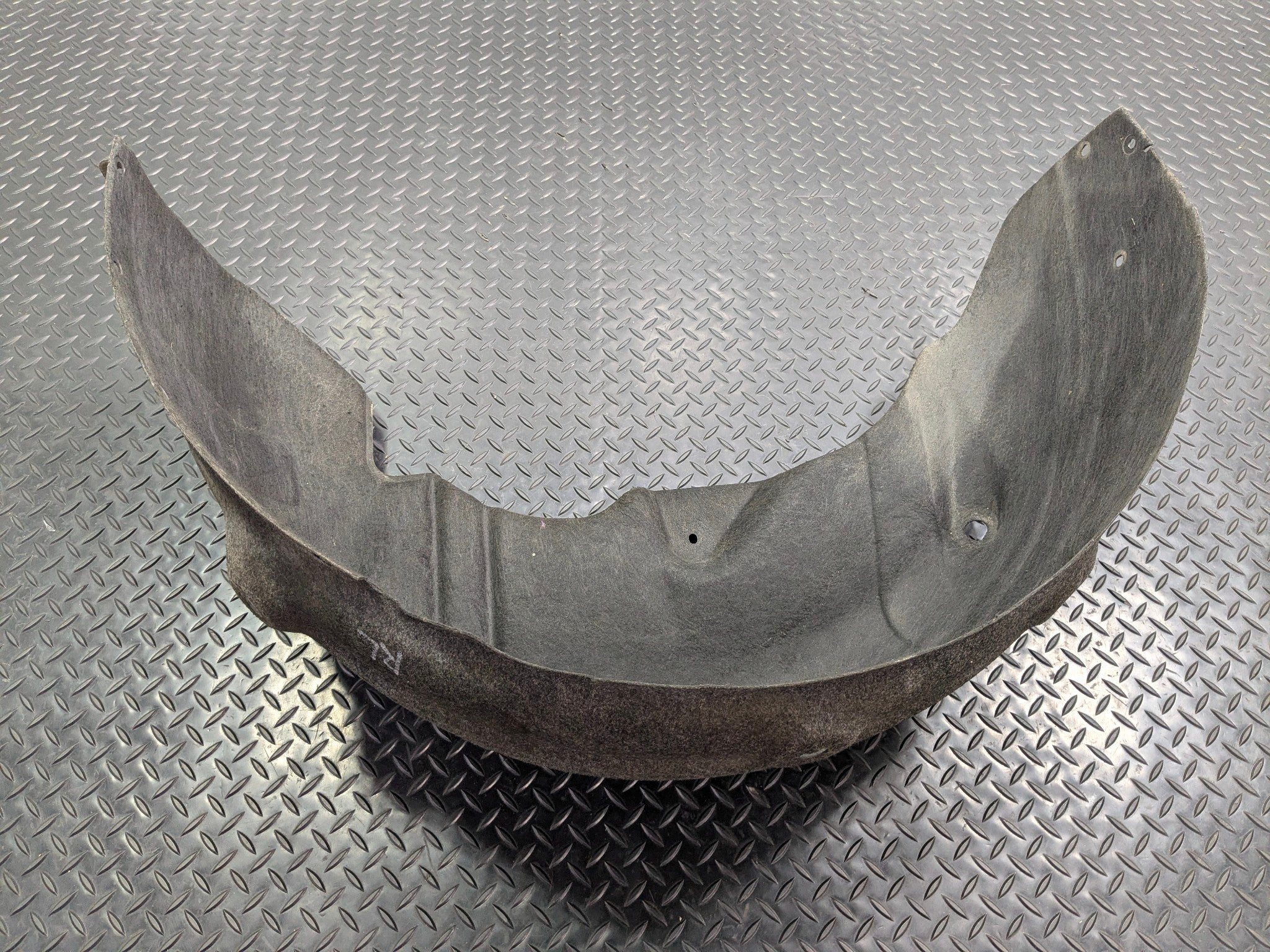 2013 - 2019 OEM HYUNDAI SANTA FE REAR LEFT SIDE INNER SPLASH SHIELD FENDER LINER