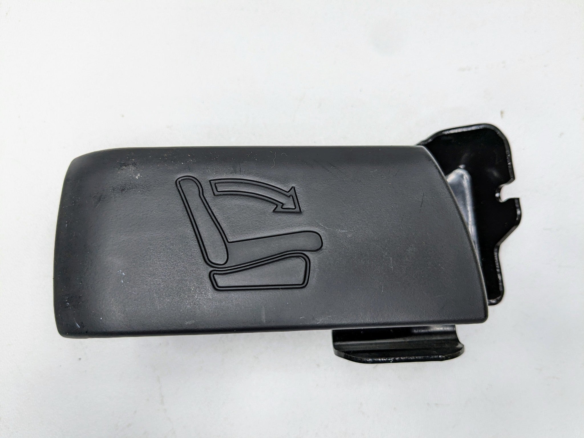 2013 - 2019 OEM HYUNDAI SANTA FE REAR LEFT SEAT LATCH LOCK RELEASE HANDLE