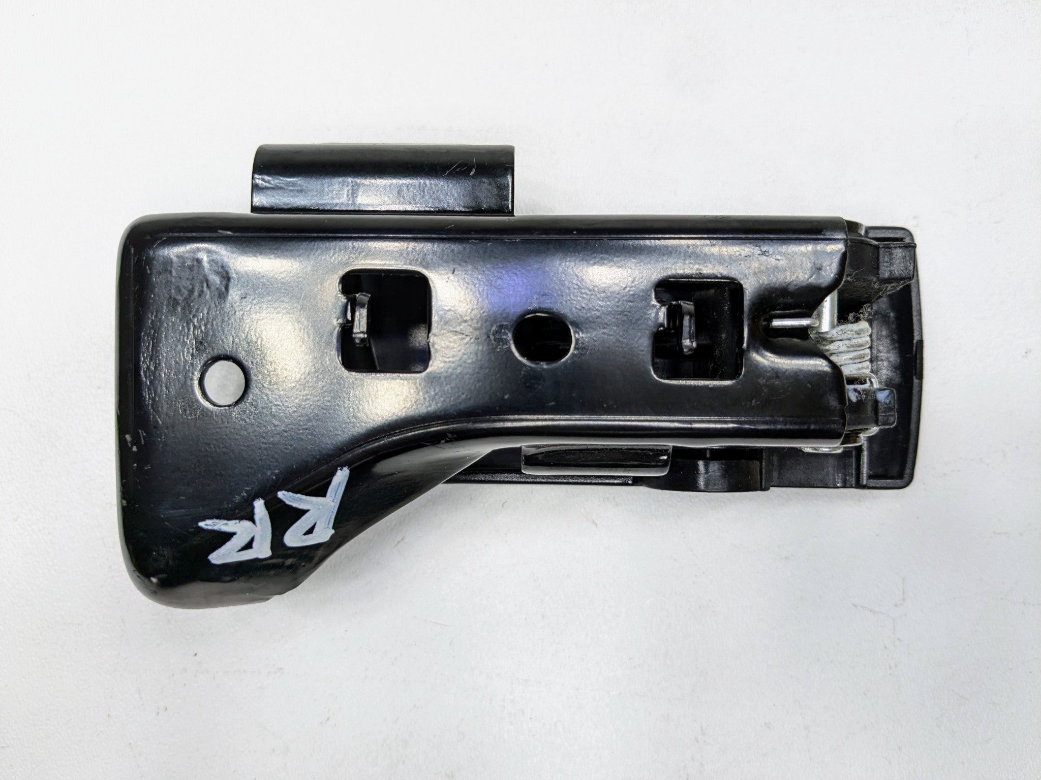 2013 - 2019 OEM HYUNDAI SANTA FE REAR RIGHT SEAT LATCH LOCK RELEASE HANDLE