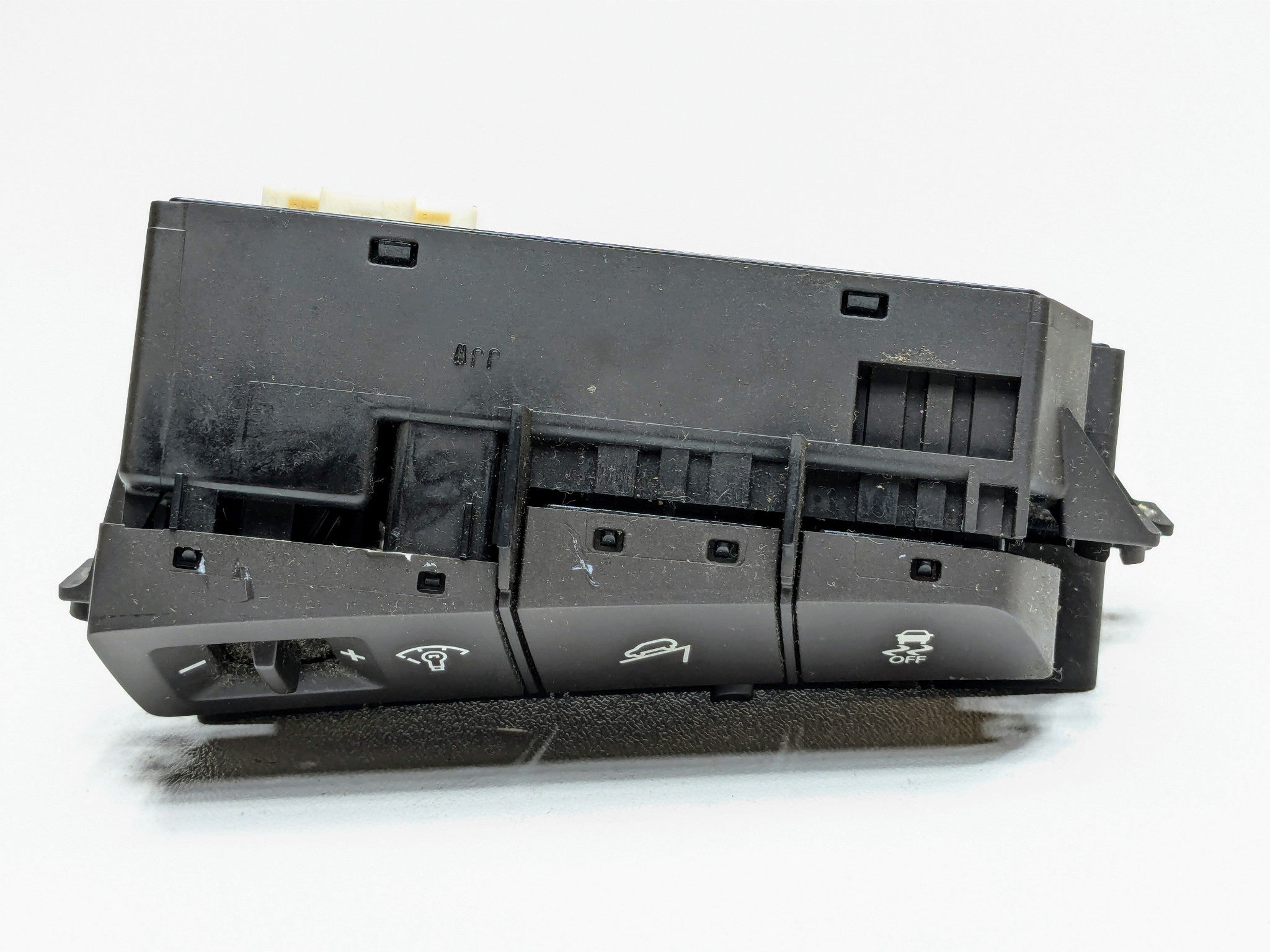 2013 - 2019 OEM HYUNDAI SANTA FE DASH TRACTION COMBINATION BUTTONS SWITCHES