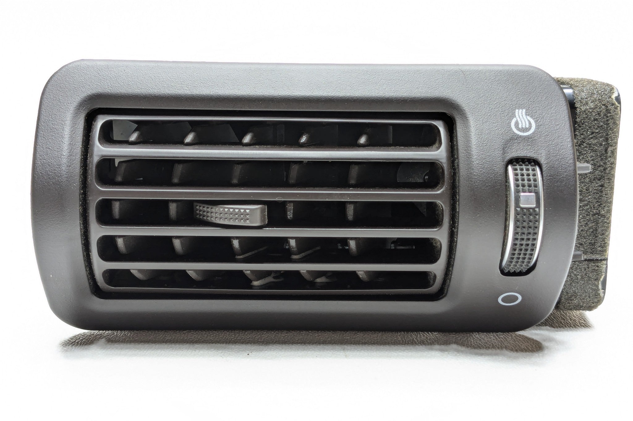 2013 - 2019 OEM HYUNDAI SANTA FE LEFT SIDE B-PILLAR DASH AIR VENT GRILLE PANEL