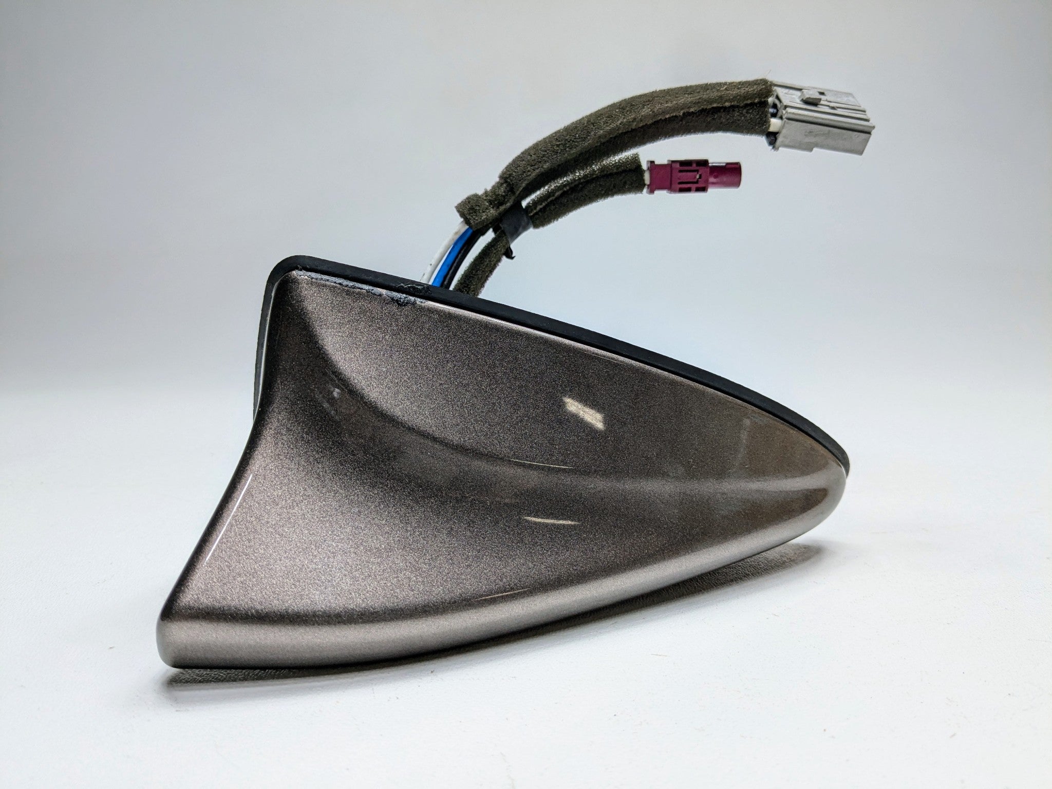 2013 - 2019 OEM HYUNDAI SANTA FE EXTERIOR TOP ROOF SHARK FIN ANTENNA