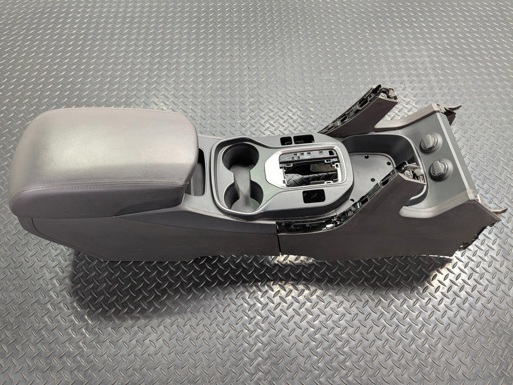 2013 - 2019 OEM HYUNDAI SANTA FE FRONT CENTER FLOOR CONSOLE ARMREST ASSEMBLY