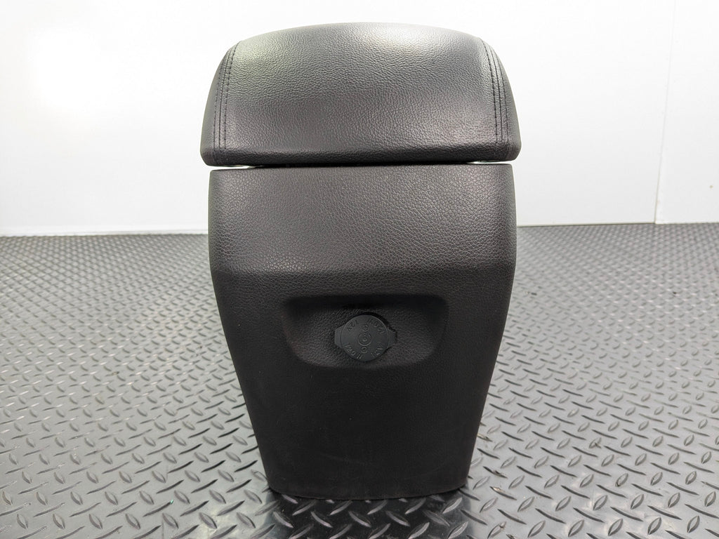 2013 - 2019 OEM HYUNDAI SANTA FE FRONT CENTER FLOOR CONSOLE ARMREST ASSEMBLY