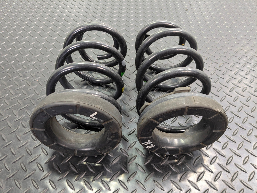 2013 - 2019 OEM HYUNDAI SANTA FE REAR LEFT AND RIGHT SUSPENSION COIL SPRING SET