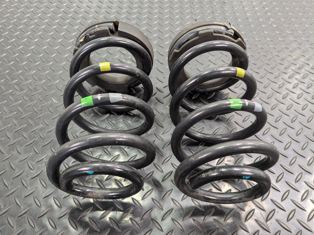 2013 - 2019 OEM HYUNDAI SANTA FE REAR LEFT AND RIGHT SUSPENSION COIL SPRING SET