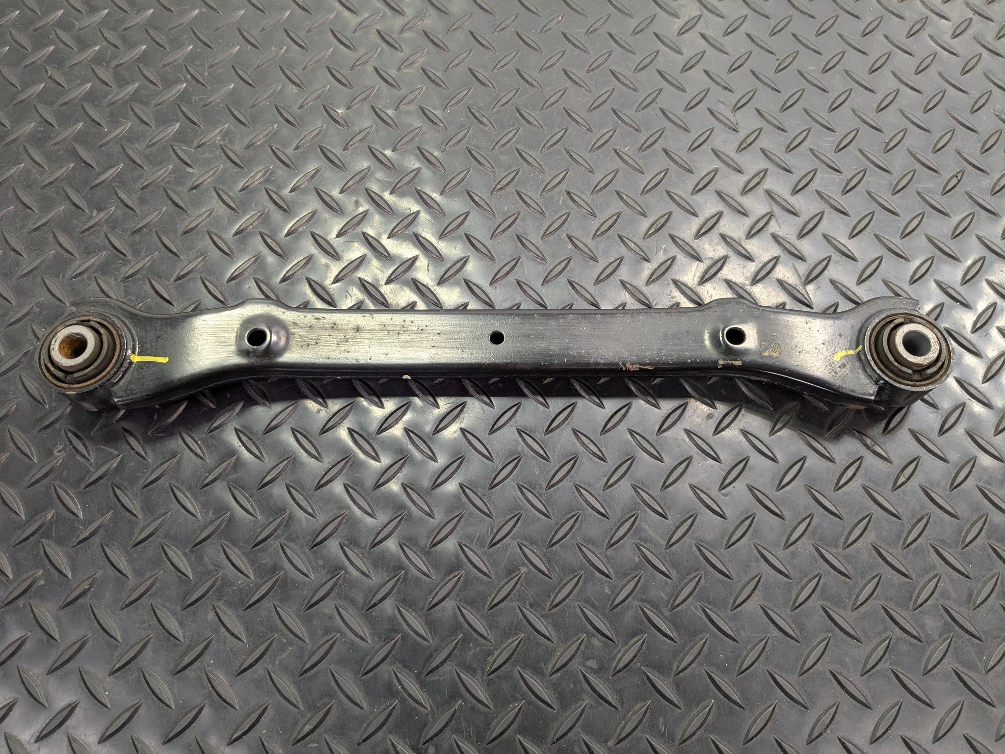2013 - 2019 OEM HYUNDAI SANTA FE REAR RIGHT UPPER CONTROL ARM FWD 3.3L