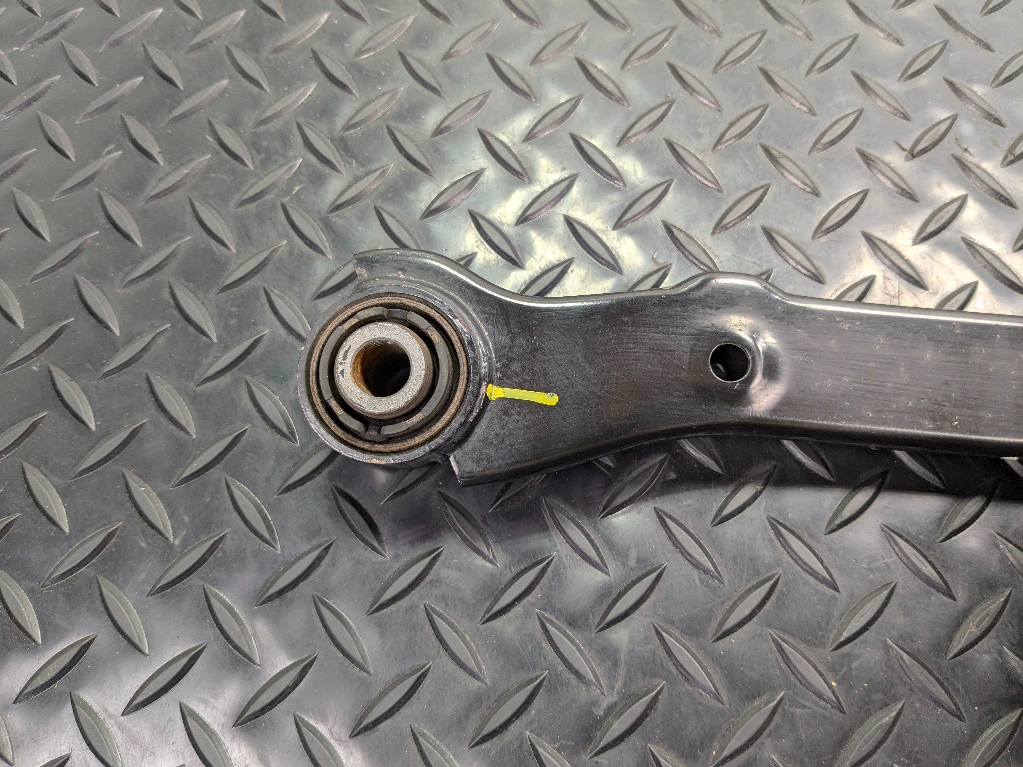 2013 - 2019 OEM HYUNDAI SANTA FE REAR RIGHT UPPER CONTROL ARM FWD 3.3L