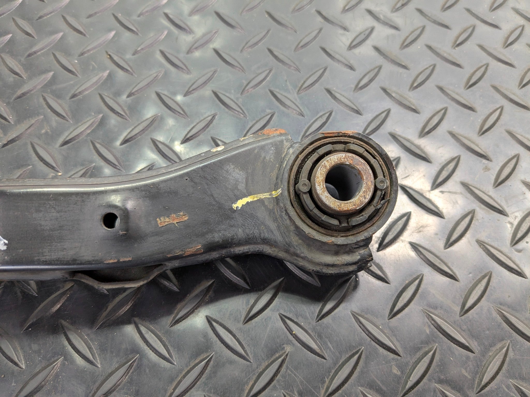 2013 - 2019 OEM HYUNDAI SANTA FE REAR RIGHT UPPER CONTROL ARM FWD 3.3L