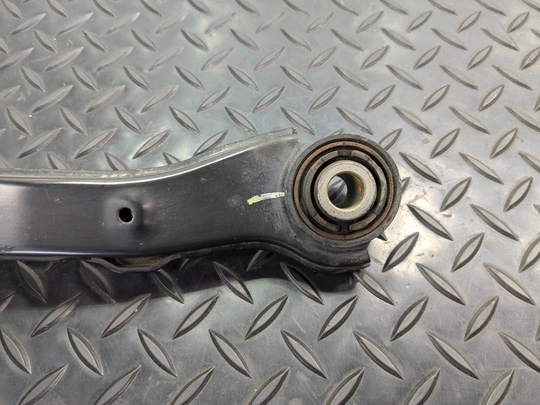 2013 - 2019 OEM HYUNDAI SANTA FE REAR LEFT UPPER CONTROL ARM FWD 3.3L
