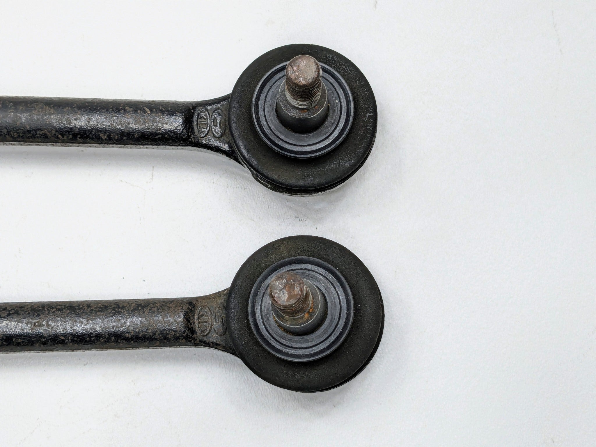 2013 - 2019 OEM HYUNDAI SANTA FE REAR SIDE LATERAL CONTROL ARM PAIR
