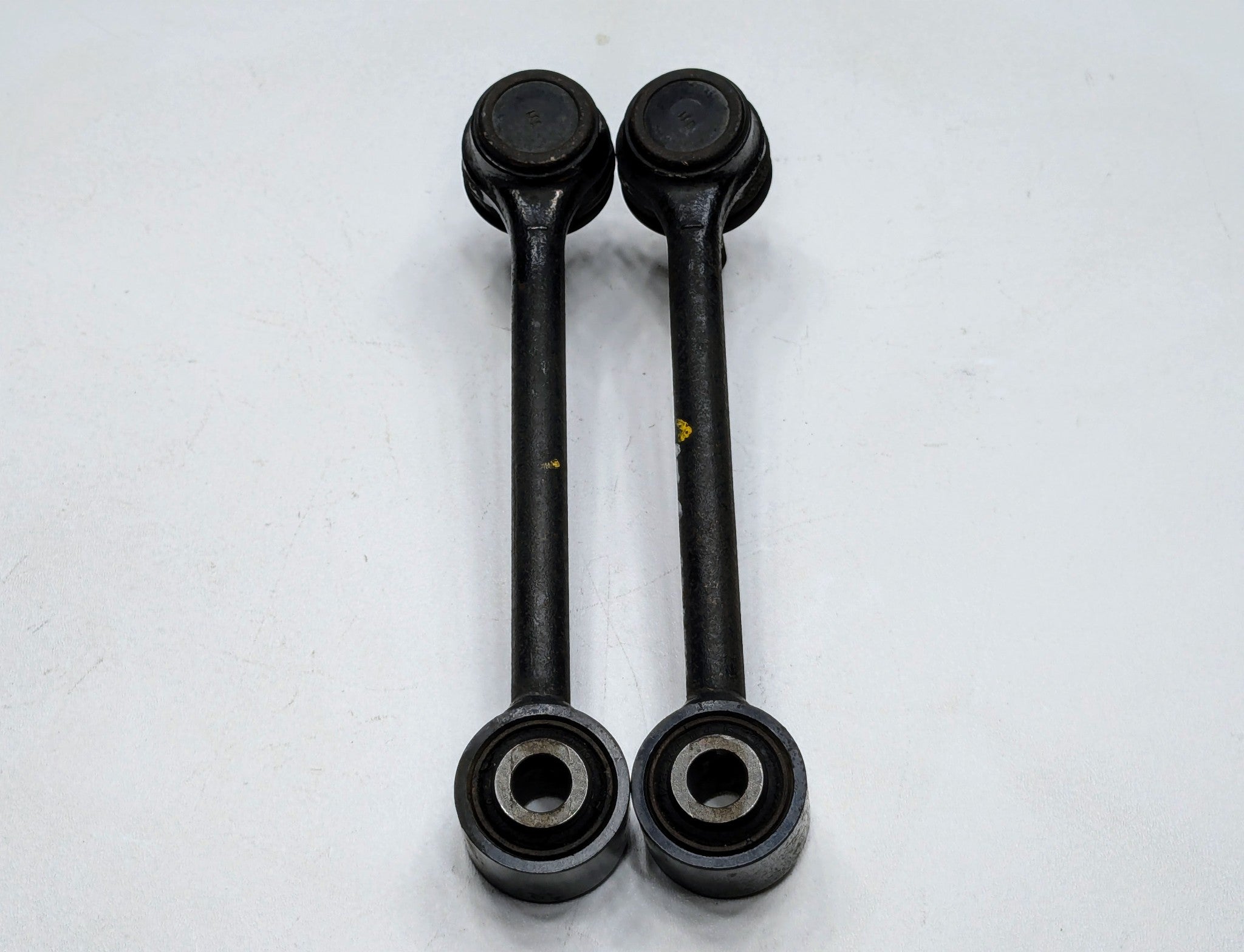 2013 - 2019 OEM HYUNDAI SANTA FE REAR SIDE LATERAL CONTROL ARM PAIR