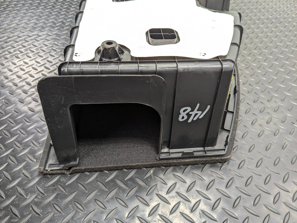 2013 - 2019 OEM HYUNDAI SANTA FE REAR TRUNK CARGO FLOOR COMPARTMENT STORAGE BOX