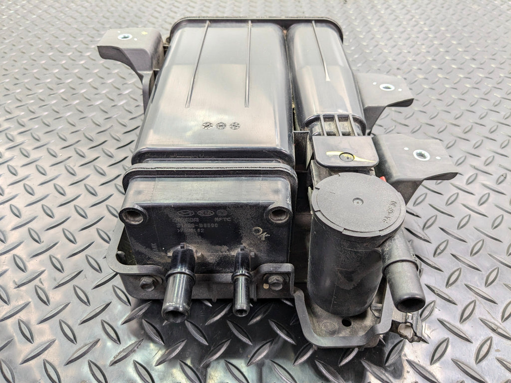 2013 - 2019 OEM HYUNDAI SANTA FE CHARCOAL EVAPORATIVE EMISSIONS CANISTER