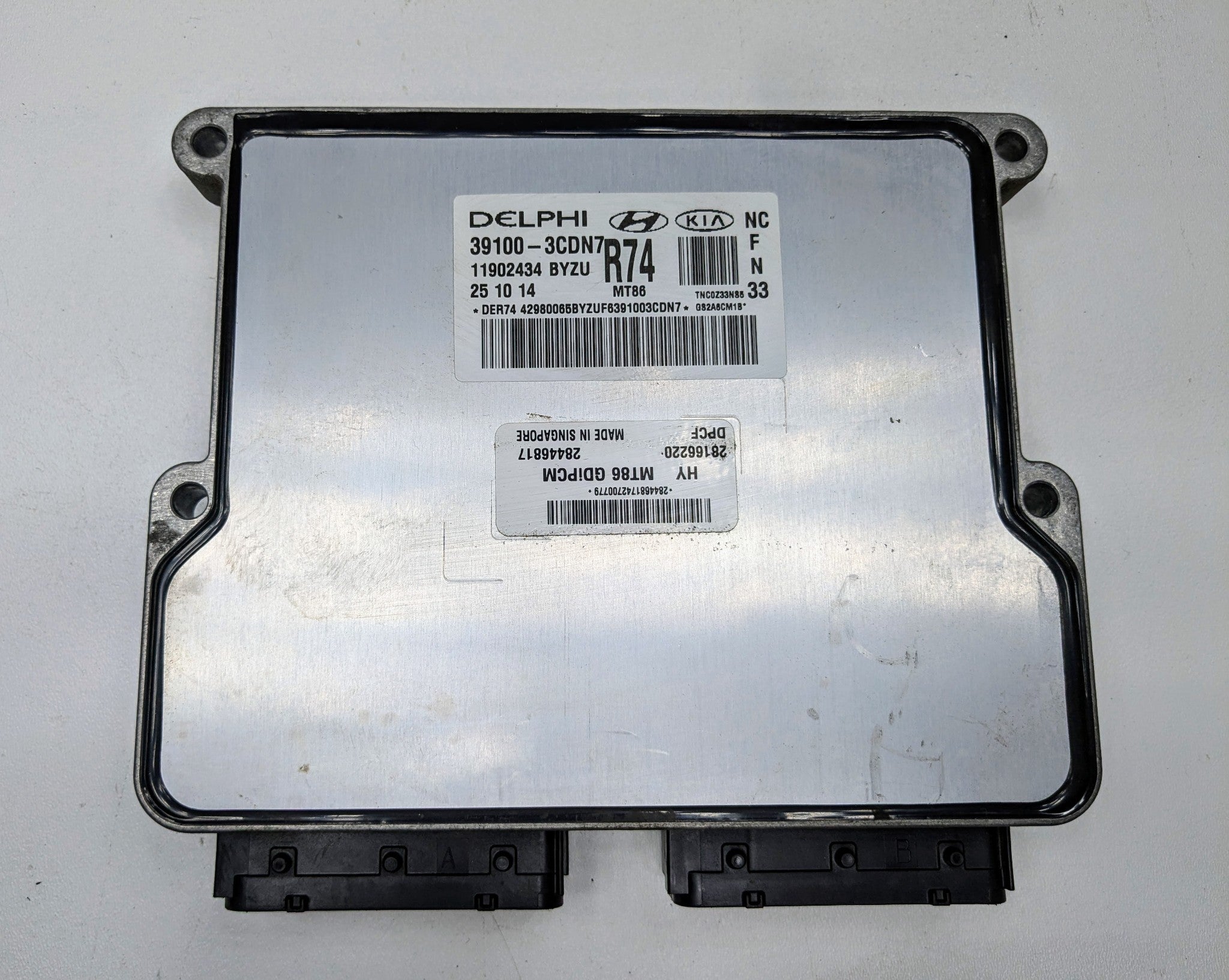 2013 - 2019 OEM HYUNDAI SANTA FE ECU ENGINE COMPUTER CONTROL MODULE UNIT