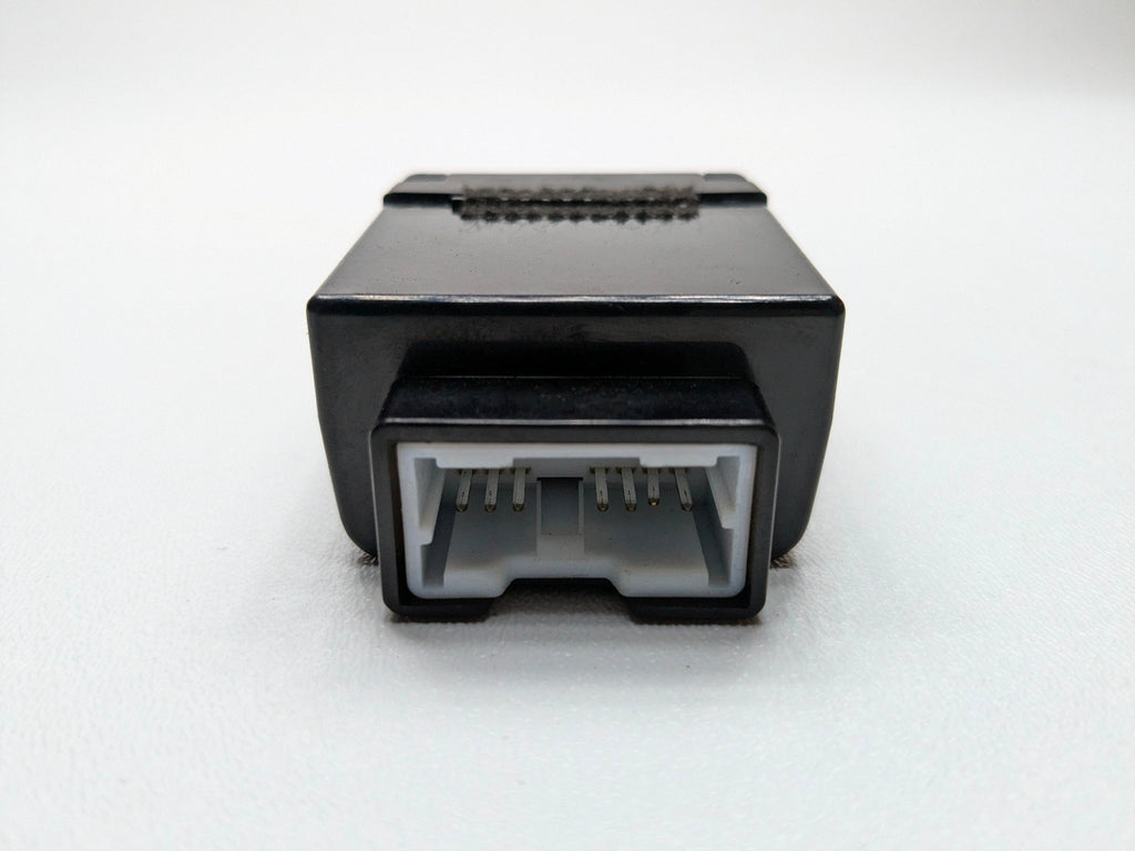 2013 - 2019 OEM HYUNDAI SANTA FE JACK ASSEMBLY AUXILIARY USB MEDIA HUB