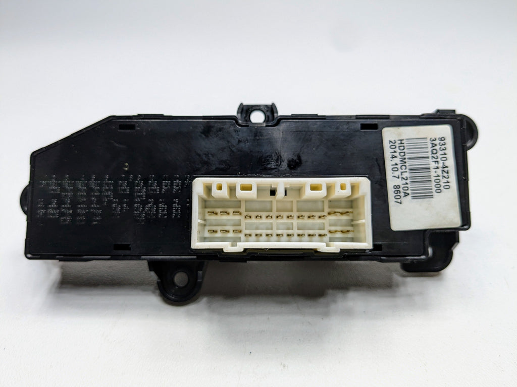 2013 - 2019 OEM HYUNDAI SANTA FE FRONT LEFT DRIVER SIDE SEAT HEAT HEATED SWITCH
