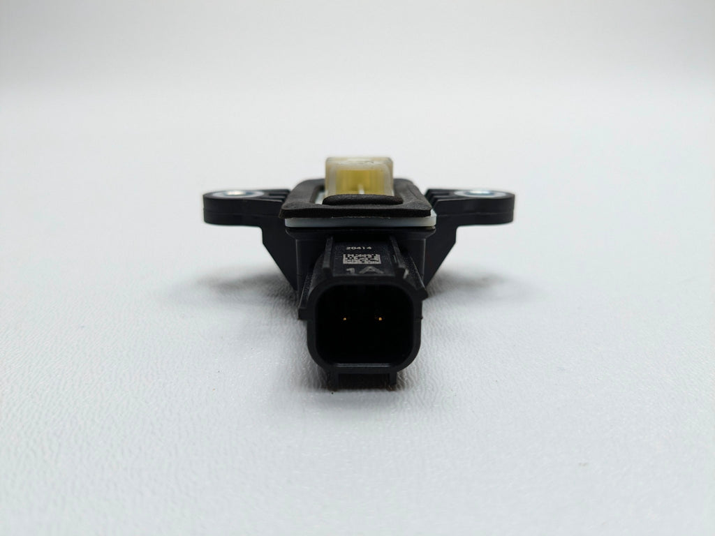 13 - 19 OEM HYUNDAI SANTA FE FRONT RIGHT PASSENGER SIDE CRASH IMPACT SENSOR UNIT