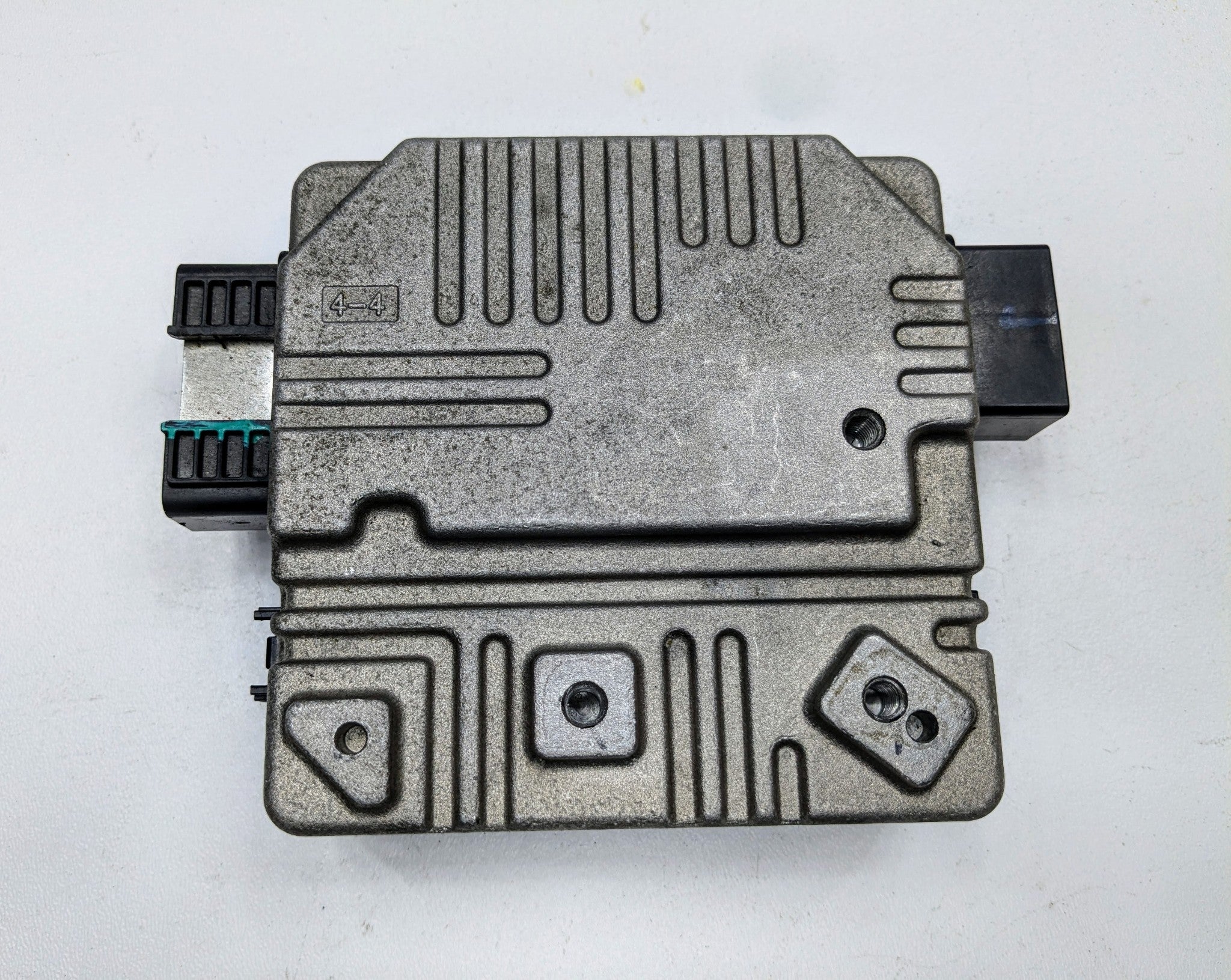 2013 - 2019 OEM HYUNDAI SANTA FE POWER STEERING CONTROL MODULE