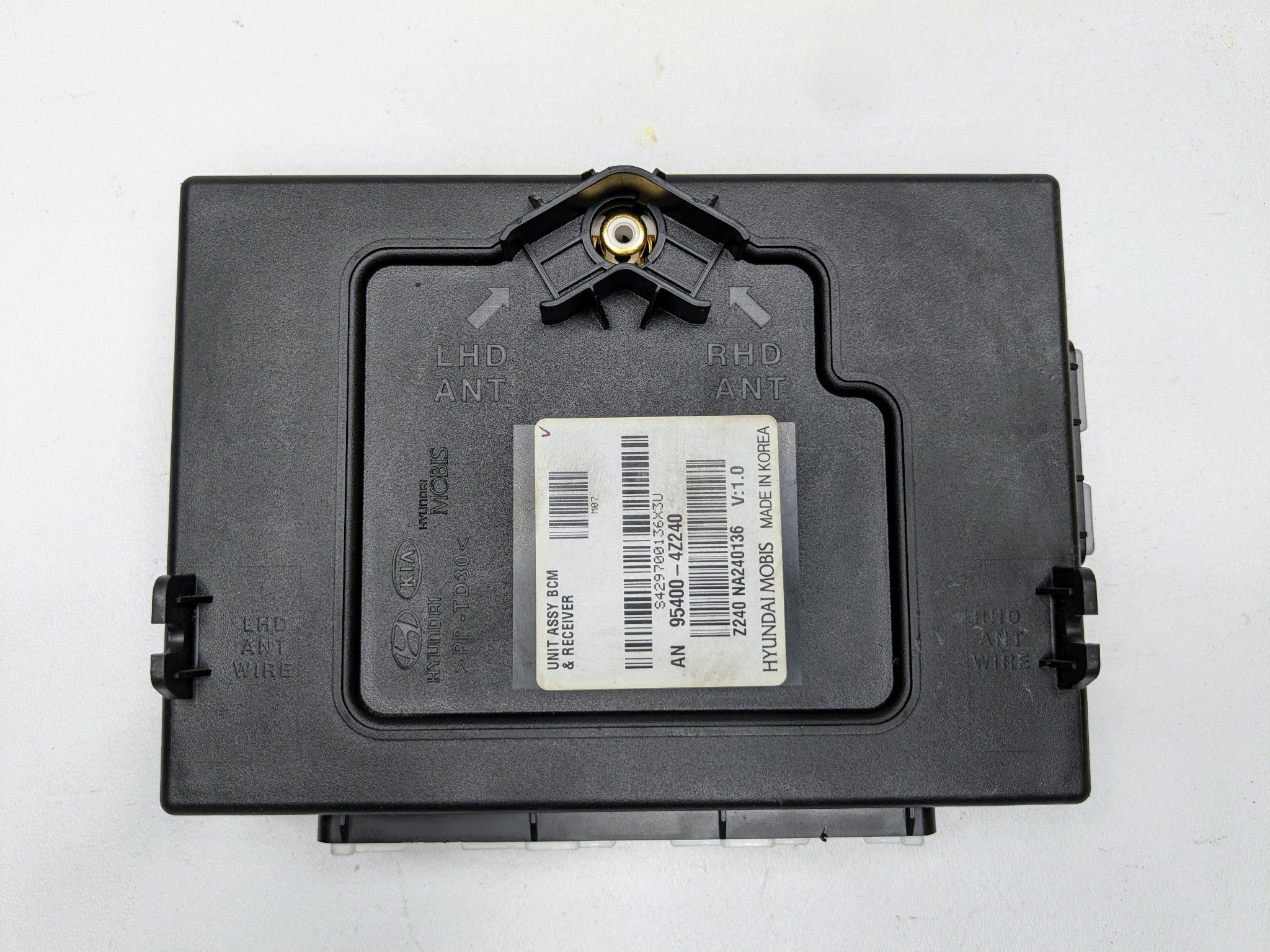 2013 - 2019 OEM HYUNDAI SANTA FE BCM BODY CONTROL MODULE COMPUTER