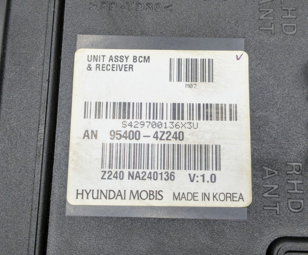 2013 - 2019 OEM HYUNDAI SANTA FE BCM BODY CONTROL MODULE COMPUTER