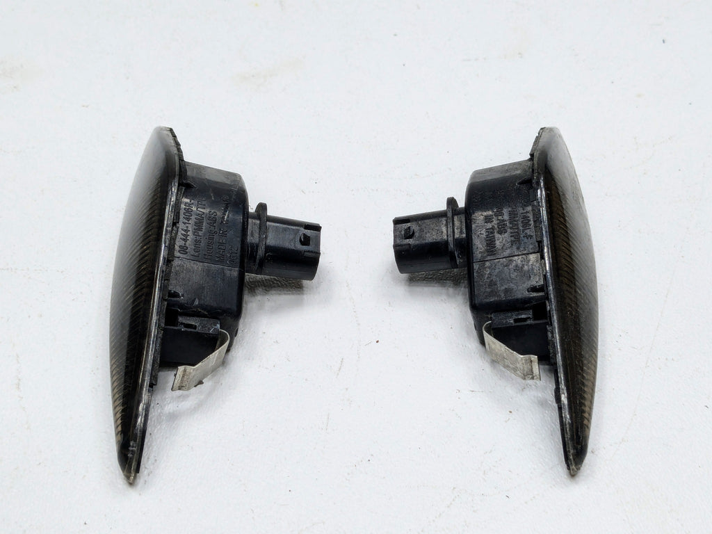 04 - 06 OEM BMW 330CI FRONT LEFT AND RIGHT TURN SIGNAL MARKER LIGHT ASSEMBLY