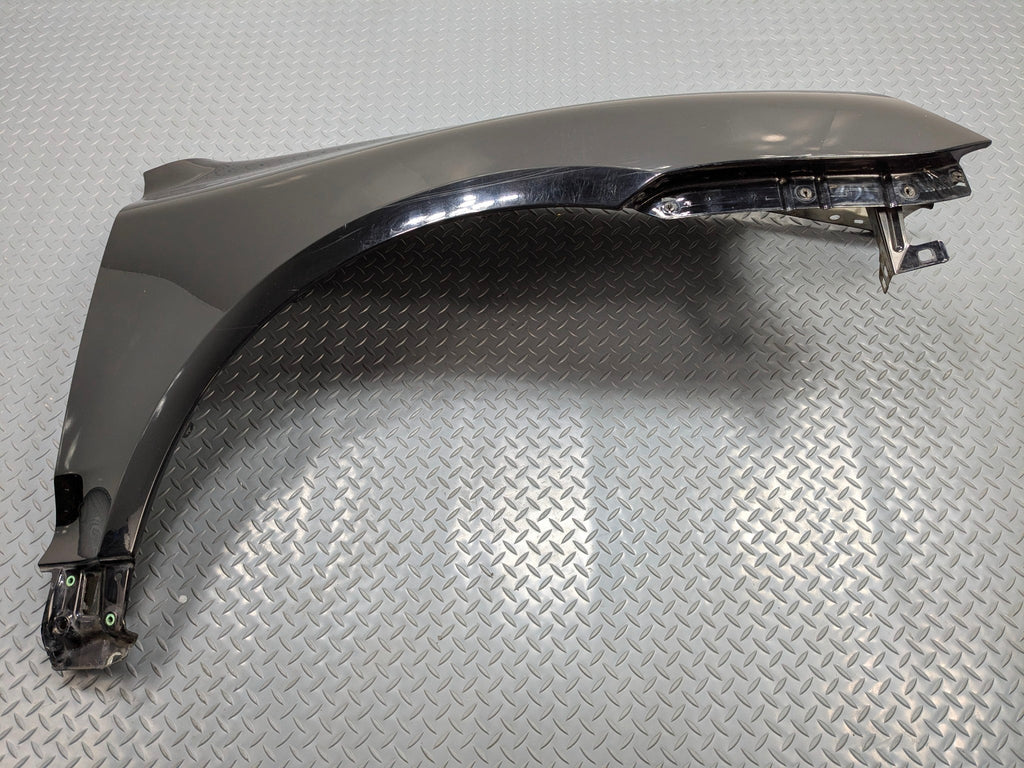 2004 - 2006 OEM PORSCHE CAYENNE V6 FRONT RIGHT PASSENGER SIDE FENDER COVER PANEL