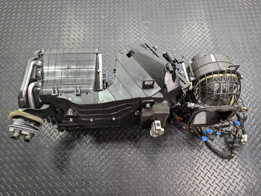 2004 - 2006 OEM PORSCHE CAYENNE V6 AC CLIMATE HEATER BLOWER HOUSING BOX ASSEMBLY
