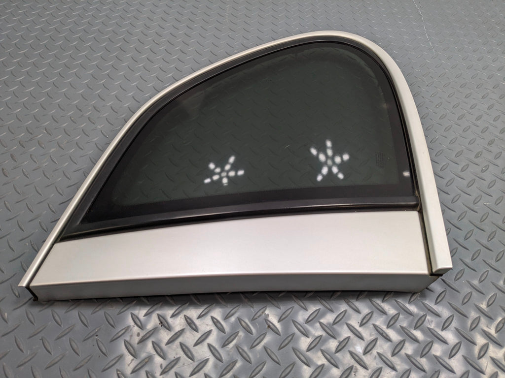 2004 - 2006 OEM PORSCHE CAYENNE V6 REAR LEFT SIDE QUARTER WINDOW VENT GLASS