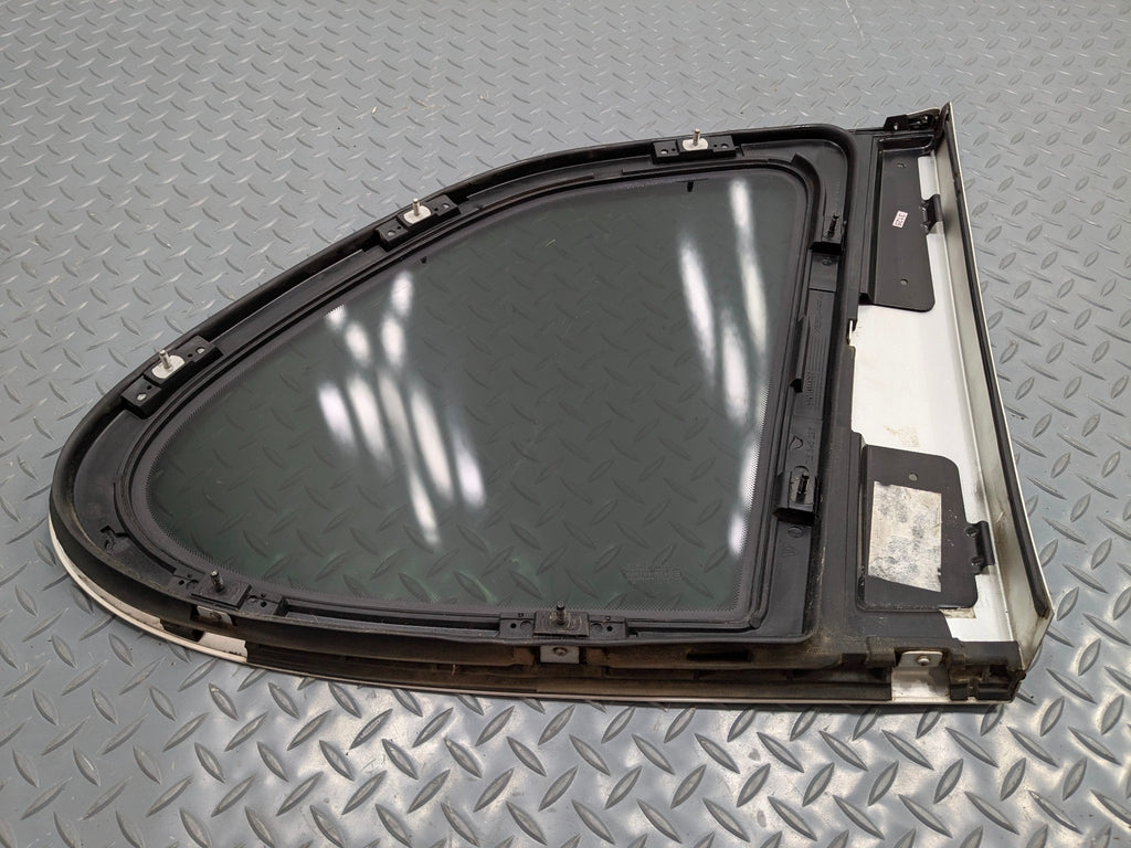 2004 - 2006 OEM PORSCHE CAYENNE V6 REAR LEFT SIDE QUARTER WINDOW VENT GLASS