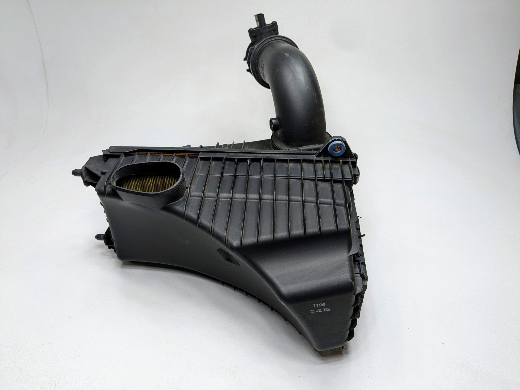2004 - 2006 OEM PORSCHE CAYENNE V6 3.2 PETROL AIR FILTER BOX HOUSING