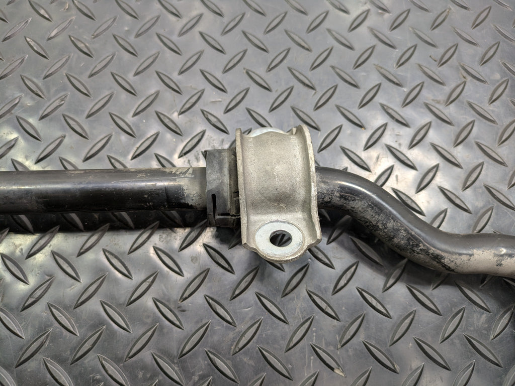 2004 - 2006 OEM PORSCHE CAYENNE V6 REAR SWAY STABILIZER ANTI ROLL BAR