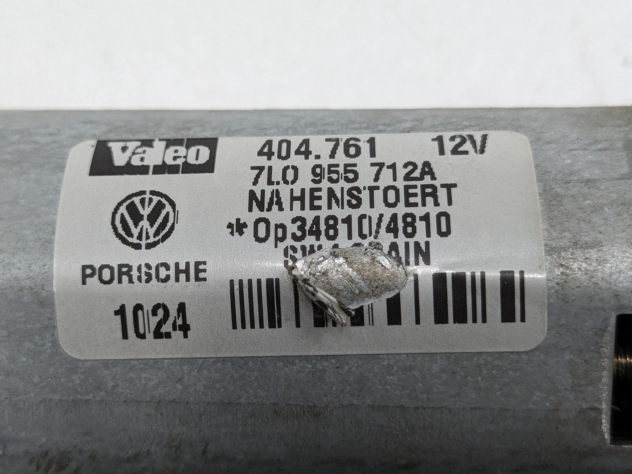 2004 - 2006 OEM PORSCHE CAYENNE V6 REAR GLASS WINDSHIELD WIPER MOTOR