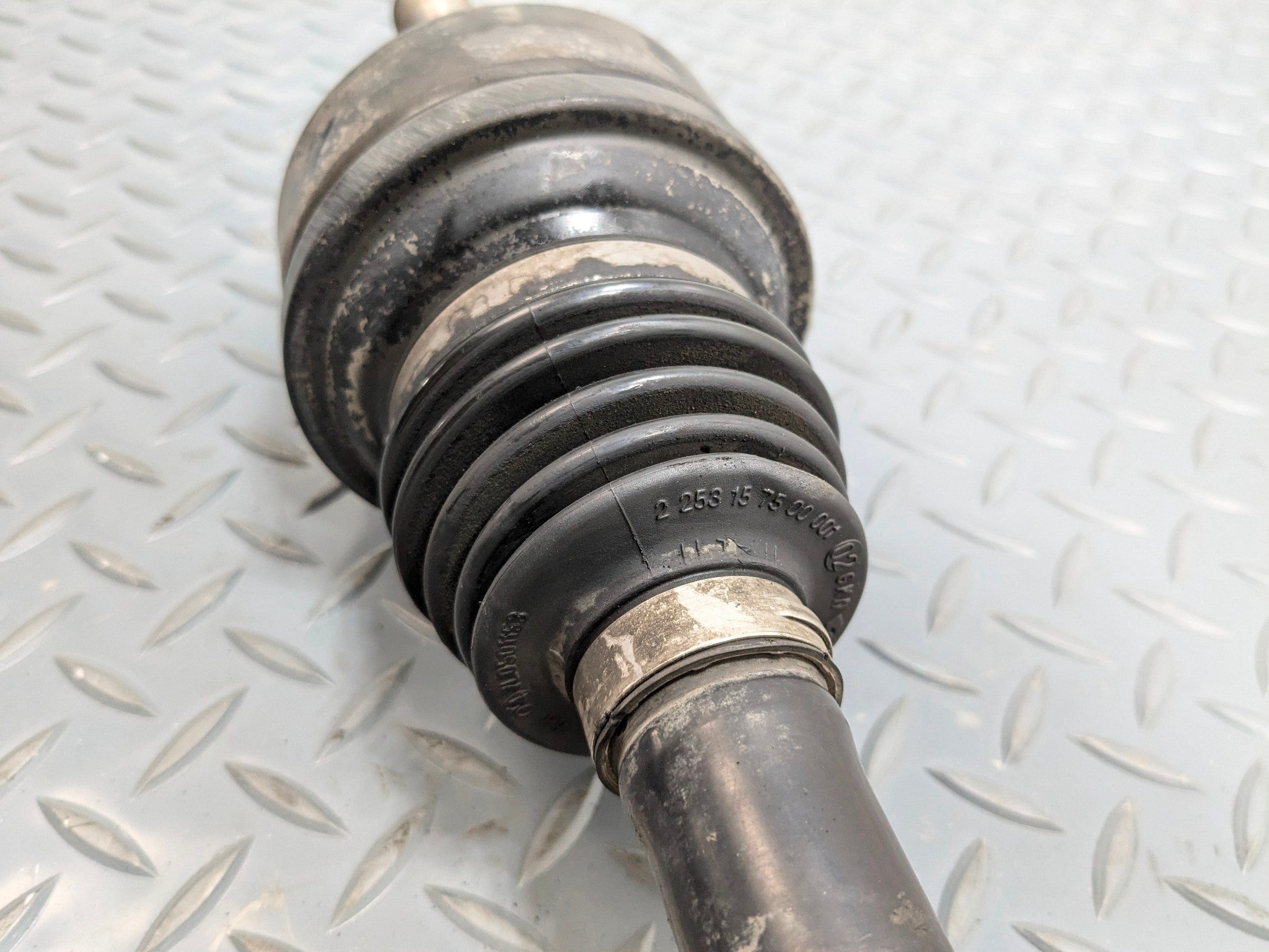 2004 - 2006 OEM PORSCHE CAYENNE V6 REAR RIGHT SIDE CV AXLE JOINT SHAFT ASSEMBLY