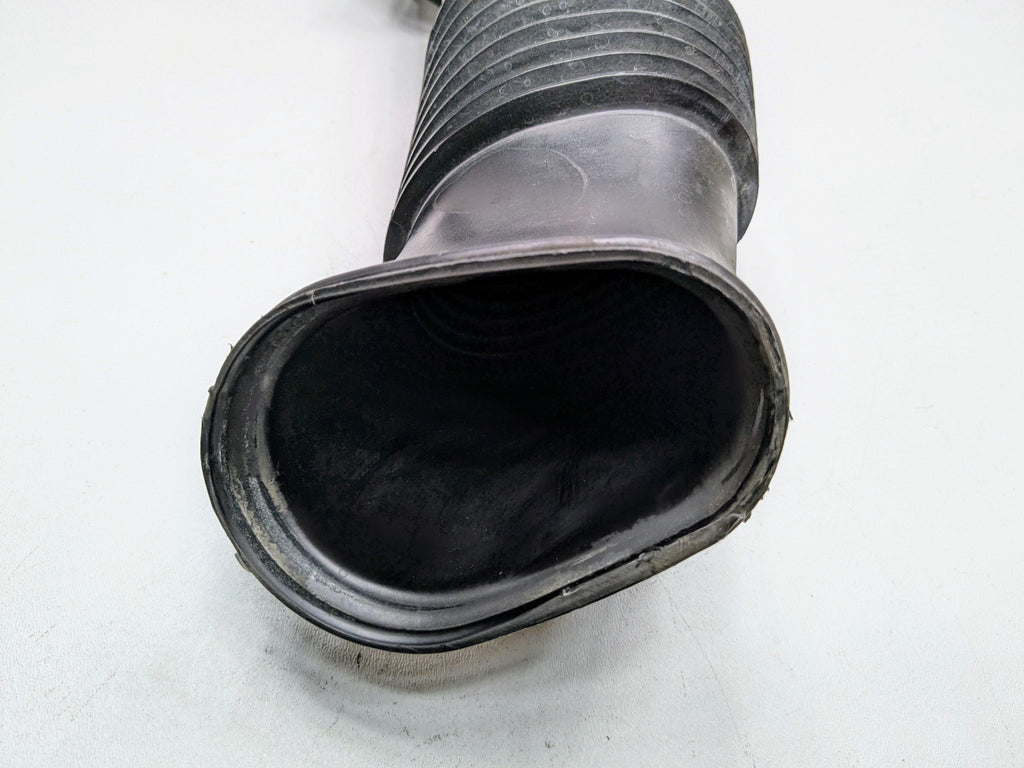 2004 - 2006 OEM PORSCHE CAYENNE V6 ENGINE TURBO AIR INTAKE DUCT TUBE HOSE PIPE