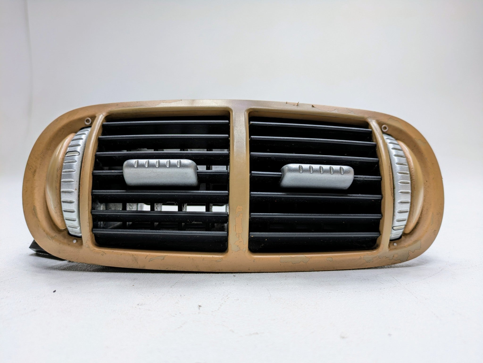 04 - 06 OEM PORSCHE CAYENNE V6 CENTER CONSOLE AC HEATER AIR VENT GRILLE PANEL