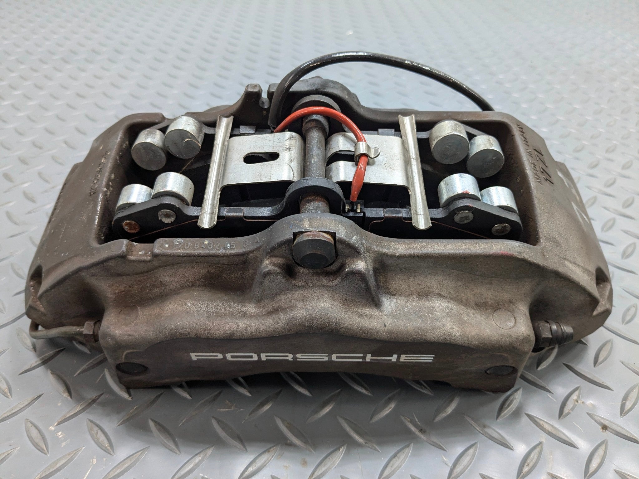 2004 - 2006 OEM PORSCHE CAYENNE V6 FRONT LEFT DRIVER SIDE BRAKE CALIPER