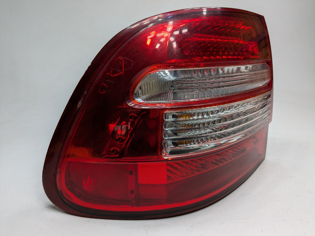 2004 - 2006 OEM PORSCHE CAYENNE V6 REAR LEFT DRIVER SIDE TAIL LIGHT ASSEMBLY