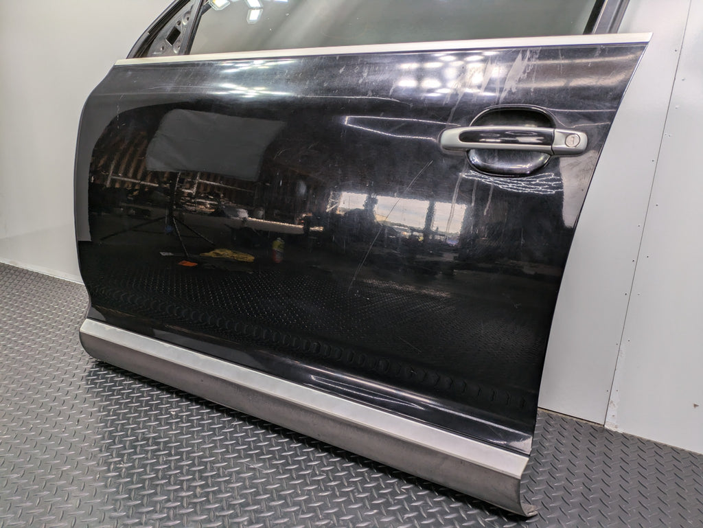 2004 - 2006 OEM PORSCHE CAYENNE V6 FRONT LEFT DRIVER SIDE DOOR SHELL PANEL