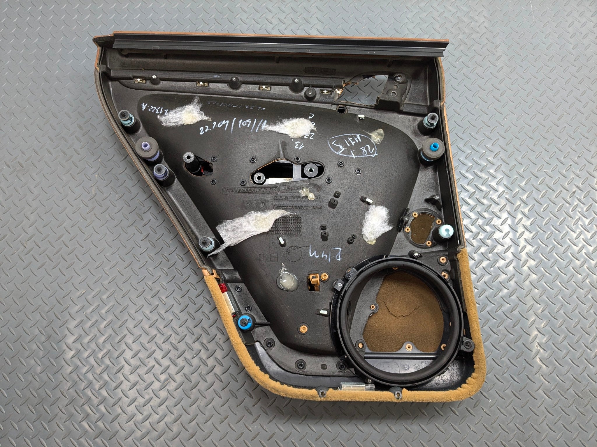 2004 - 2006 OEM PORSCHE CAYENNE V6 REAR RIGHT SIDE INTERIOR DOOR TRIM PANEL