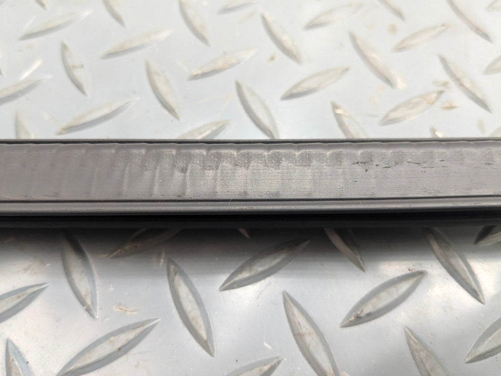 2004 - 2006 OEM PORSCHE CAYENNE V6 REAR LEFT SIDE DOOR SEAL WEATHERSTRIP RUBBER