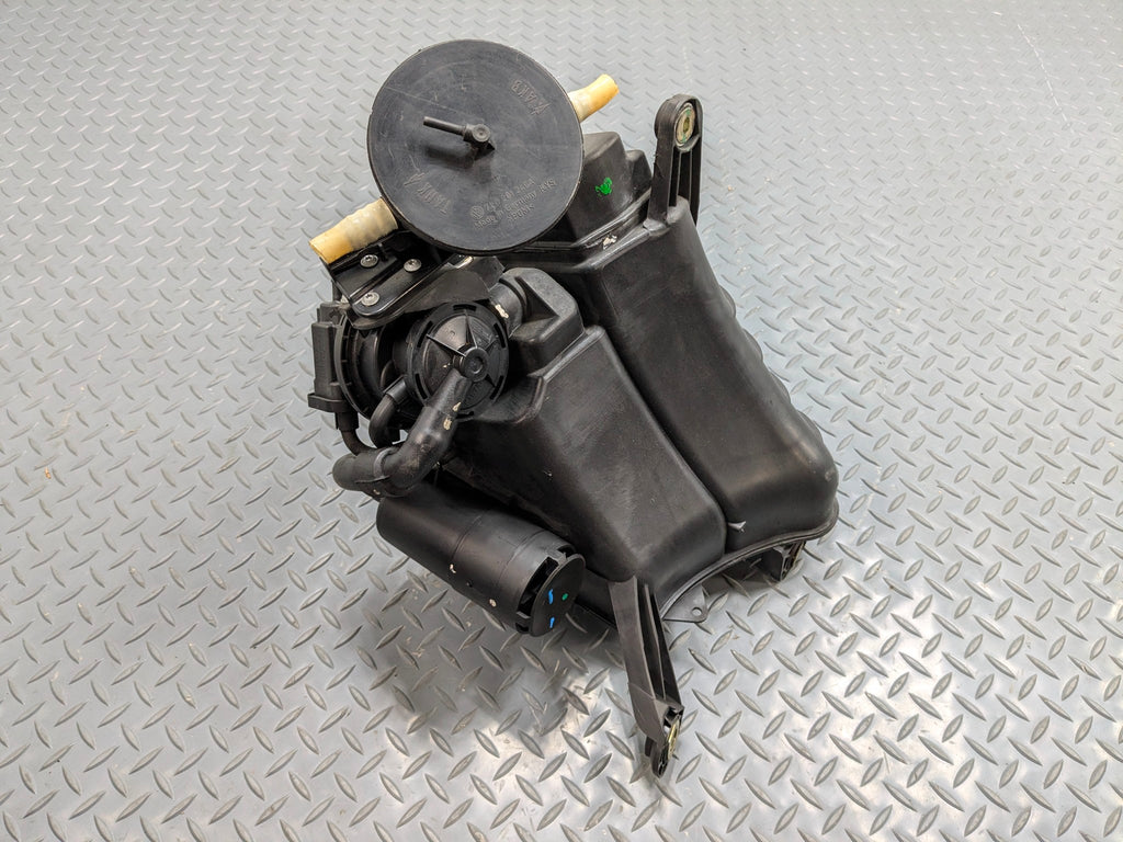 2004 - 2006 OEM PORSCHE CAYENNE V6 FUEL VAPOR EVAPORATOR CHARCOAL CANISTER