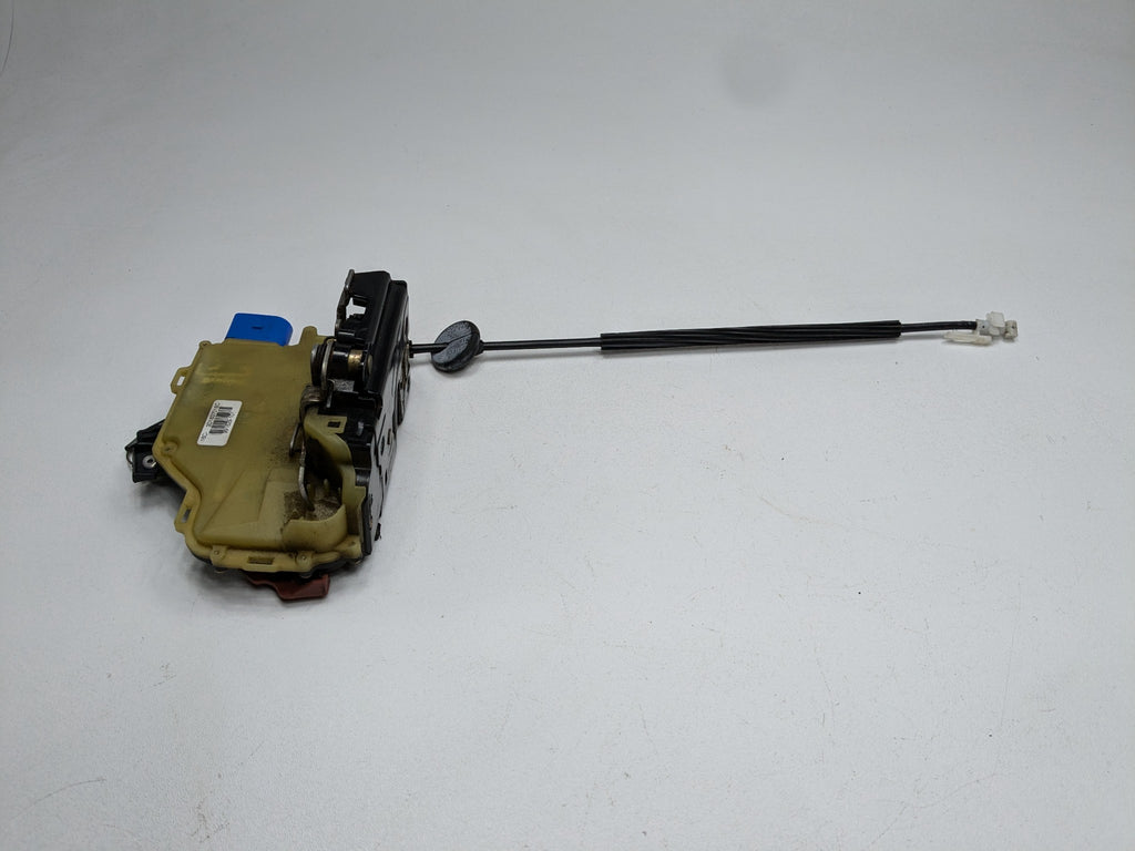 04 - 06 OEM PORSCHE CAYENNE V6 FRONT RIGHT SIDE DOOR LOCK LATCH ACTUATOR