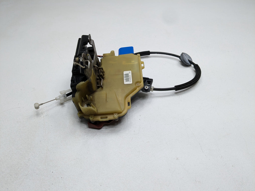 04 - 06 OEM PORSCHE CAYENNE V6 FRONT LEFT DRIVER SIDE DOOR LOCK LATCH ACTUATOR