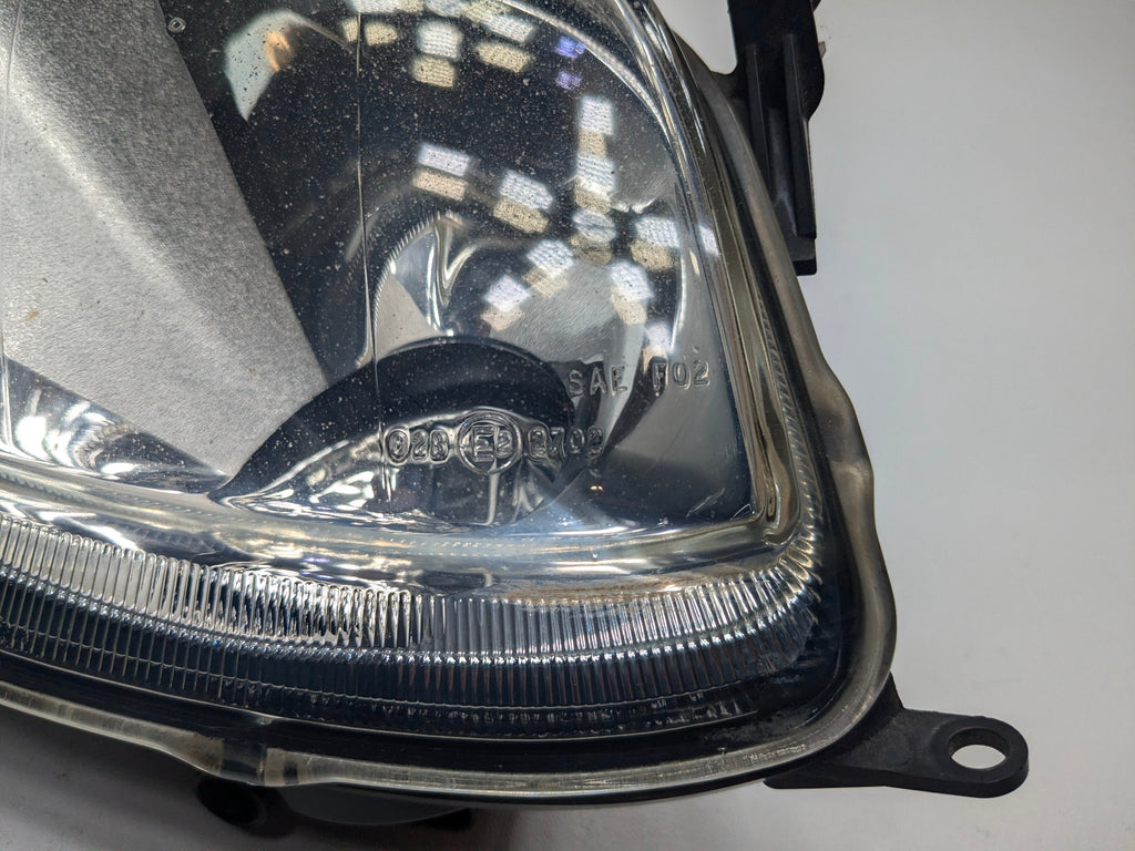 2004 - 2006 OEM PORSCHE CAYENNE V6 FRONT LEFT DRIVER SIDE FOG LIGHT ASSEMBLY