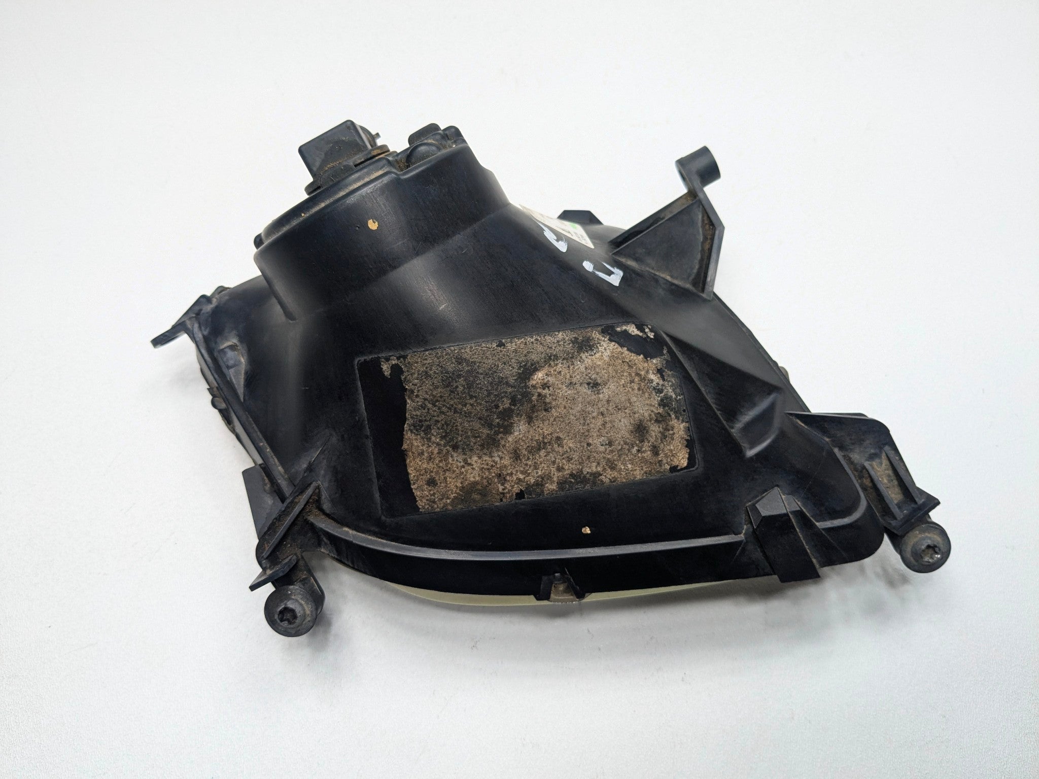 2004 - 2006 OEM PORSCHE CAYENNE V6 FRONT RIGHT PASSENGER SIDE FOG LIGHT ASSEMBLY